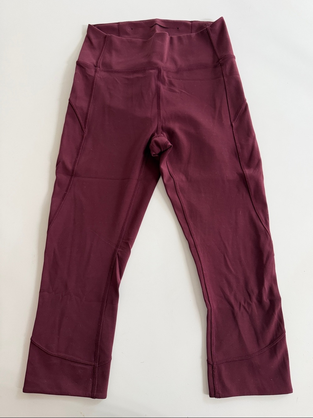 lululemon athletica Women's High-Rise Maroon Capri Leggings